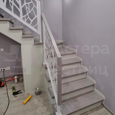лестница на 90 градусов на второй этаж